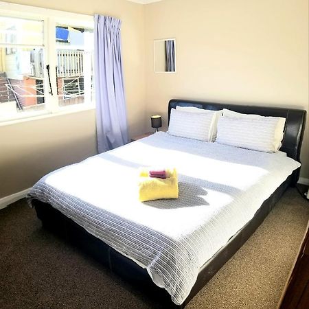 Emma'S Cosy City Hideaway Nelson Quarto foto